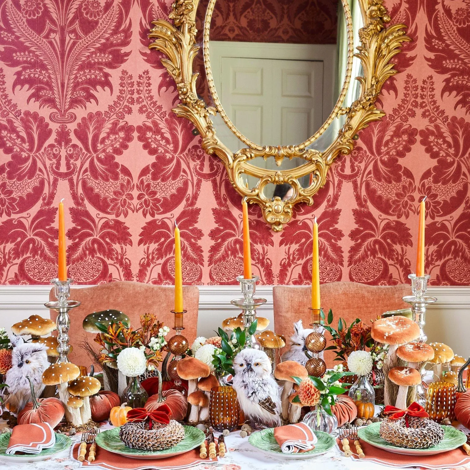 Mrs. Alice Nutshell Glitter Wreath (Set of 4)< Autumn Decorations