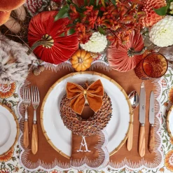 Mrs. Alice Nutshell Glitter Wreath (Set of 4)< Autumn Decorations