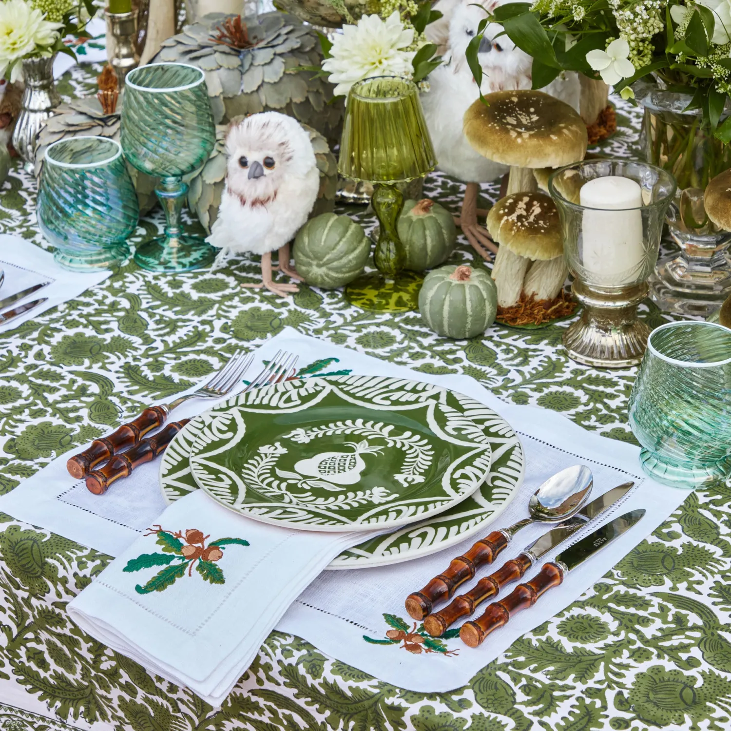 Mrs. Alice Olive Pheasant Tablecloth< Tablecloths