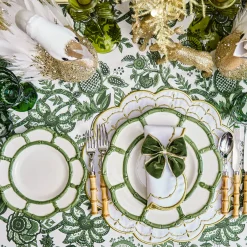 Mrs. Alice Olivia White & Gold Placemats & Napkins (Set of 4)< Table Linen Sets | Mrs. Alice Monogram