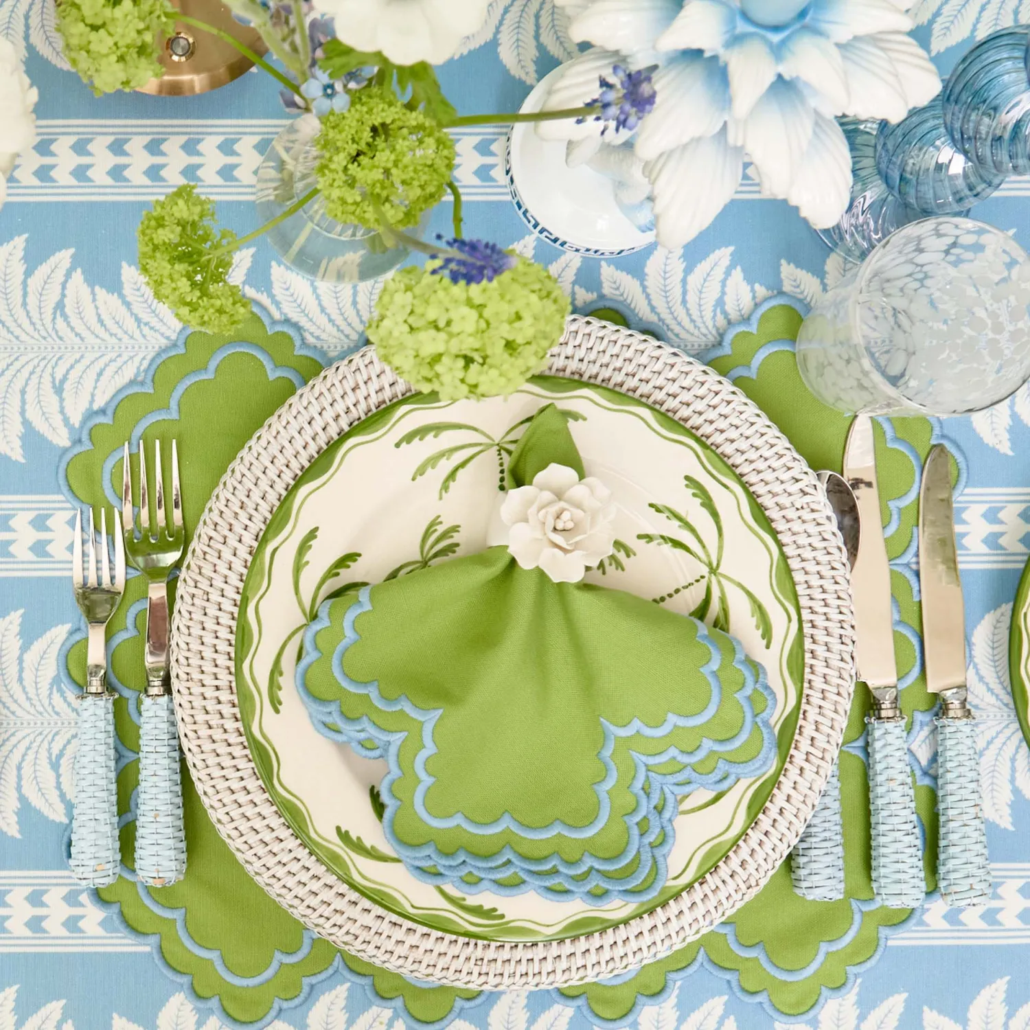 Mrs. Alice Palmera Dinner Plate< Summer Crockery | Dinner Plates
