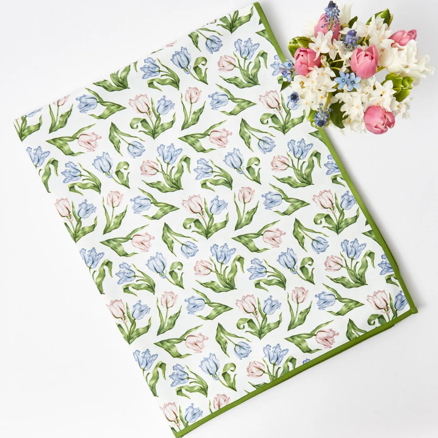 Mrs. Alice Pastel Tulip Tablecloth< Tablecloths