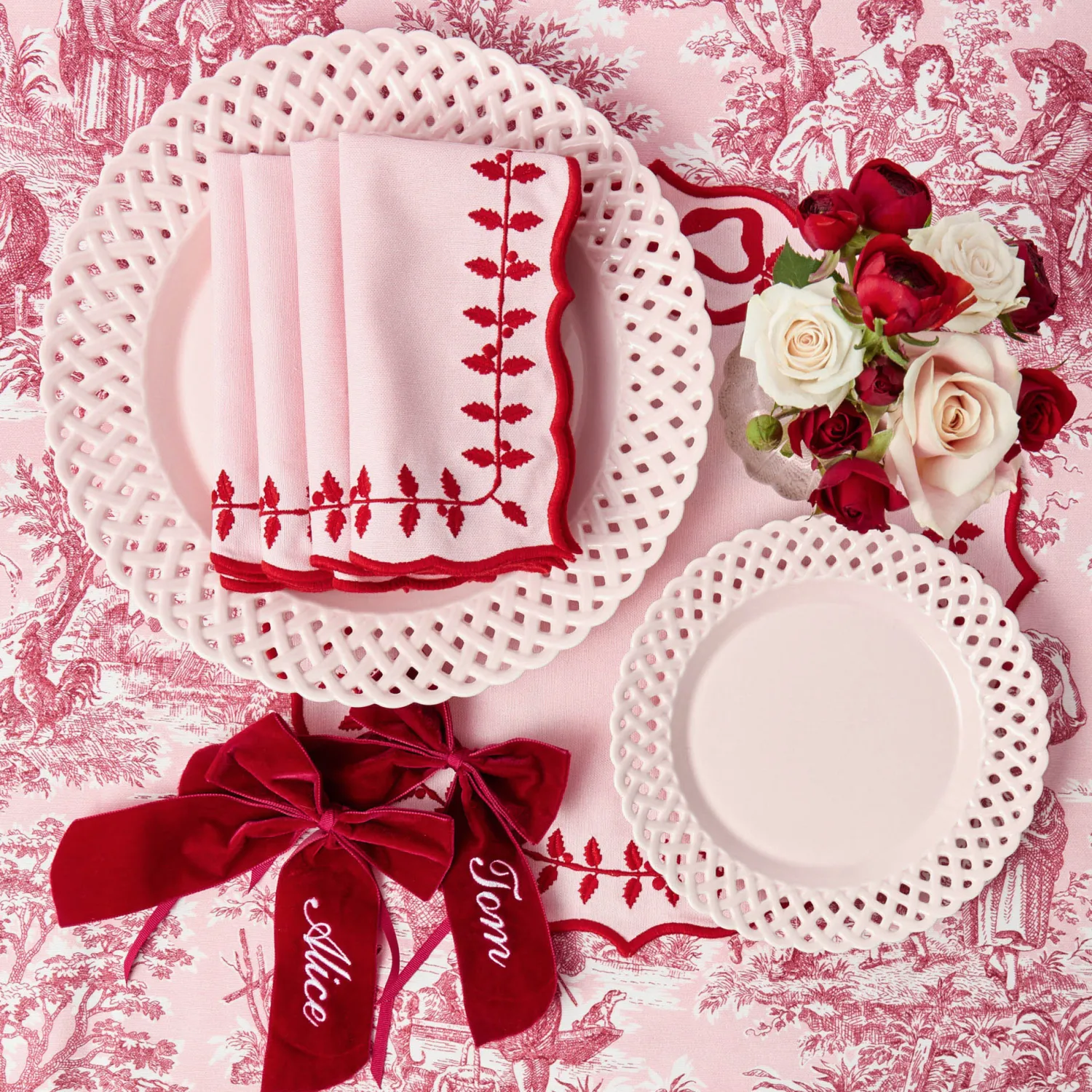 Mrs. Alice Pink & Red Bow Laurel Placemats (Set of 4)< Placemats