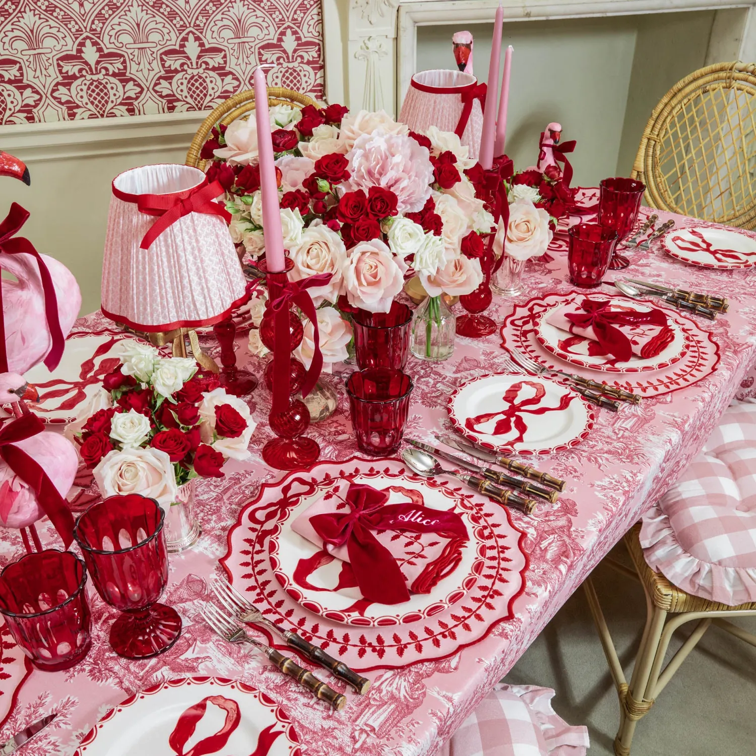 Mrs. Alice Pink & Red Bow Laurel Placemats (Set of 4)< Placemats