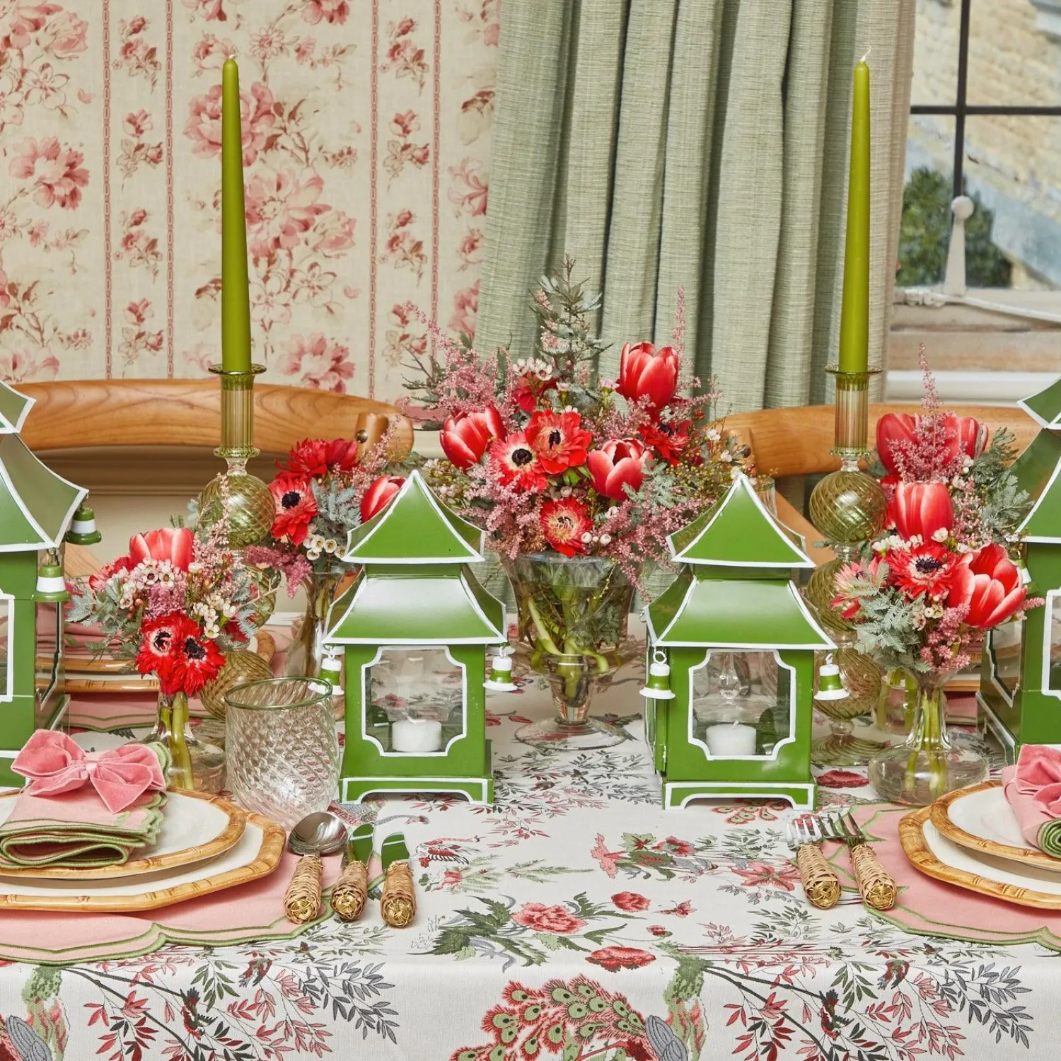 Mrs. Alice Pink Birdsong Tablecloth< Tablecloths