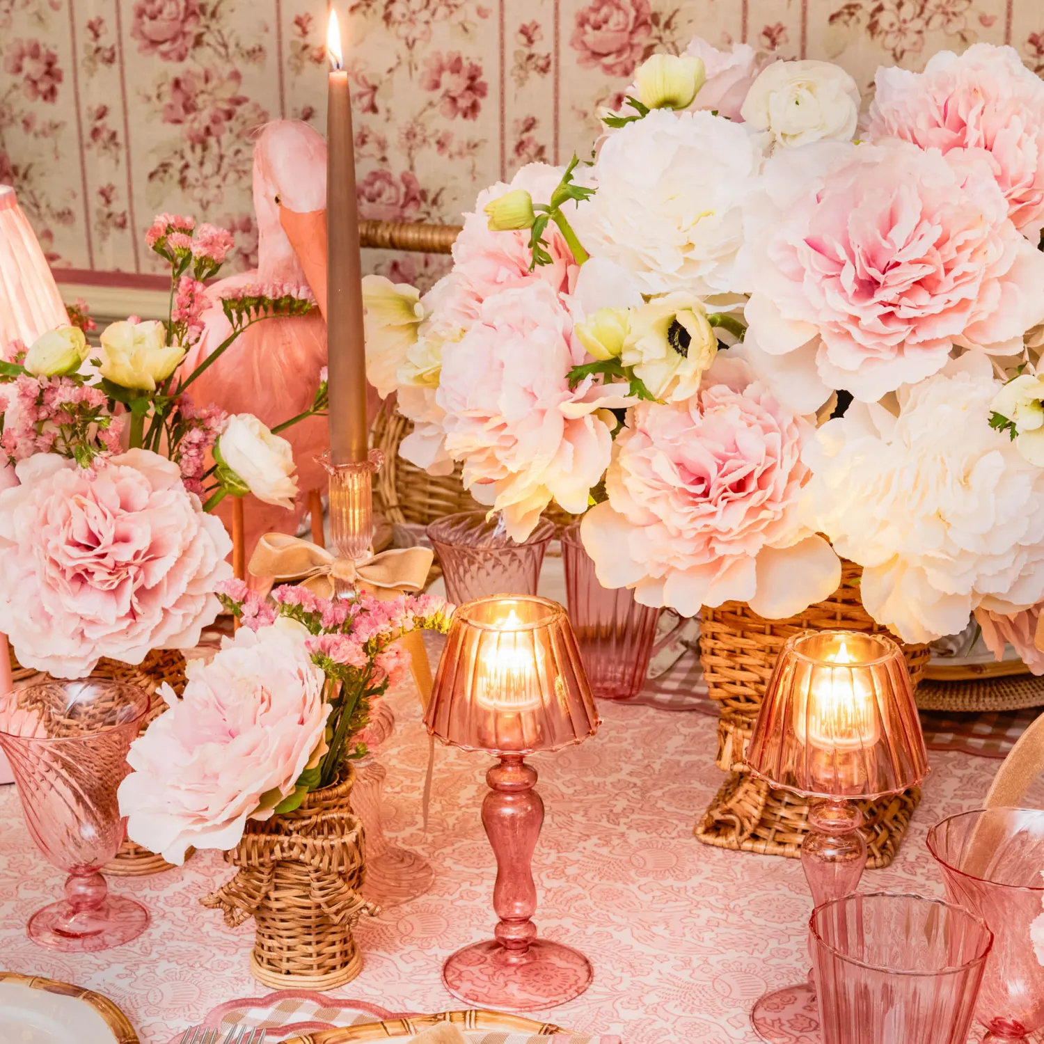 Mrs. Alice Pink Glass Lantern Tea Light Holder (Pair) - 24cm< Summer Candleware | Candle Holders