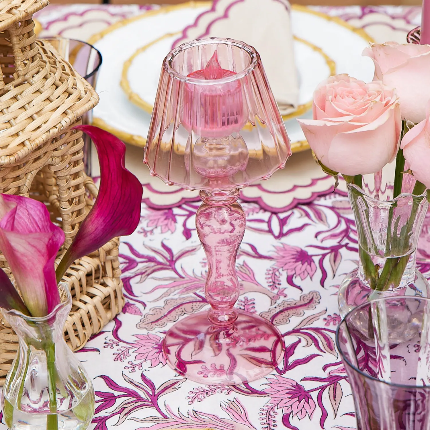 Mrs. Alice Pink Glass Lantern Tea Light Holder (Pair) - 24cm< Summer Candleware | Candle Holders