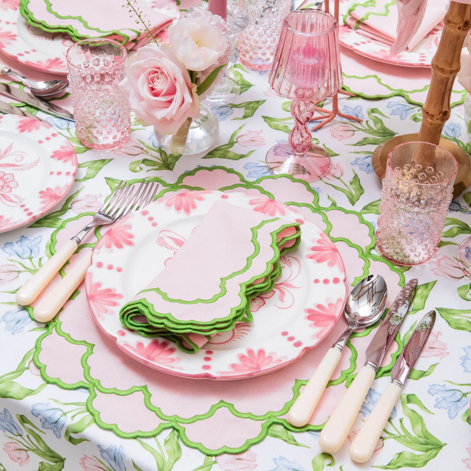 Mrs. Alice Pink Glass Lantern Tea Light Holder (Pair) - 18cm< Summer Candleware | Candle Holders