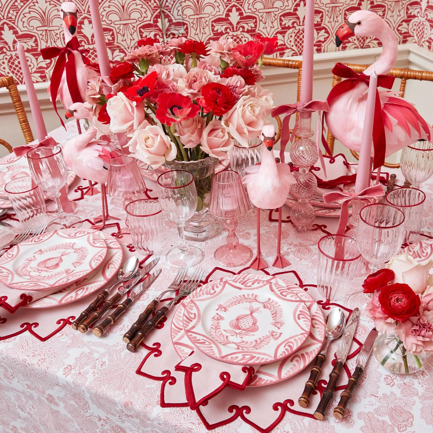 Mrs. Alice Pink Glass Lantern Tea Light Holder (Pair) - 18cm< Summer Candleware | Candle Holders