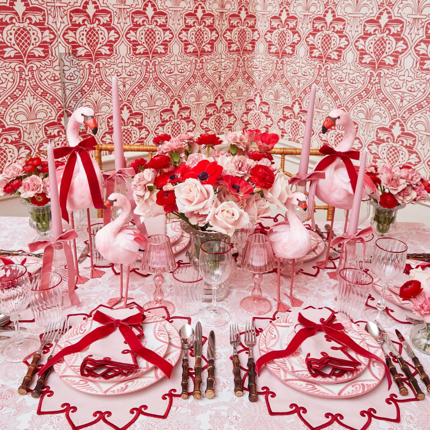 Mrs. Alice Pink Glass Lantern Tea Light Holder (Pair) - 18cm< Summer Candleware | Candle Holders