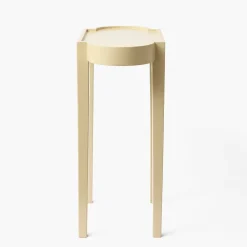Mrs. Alice Putty Lacquer Side Table< Furniture