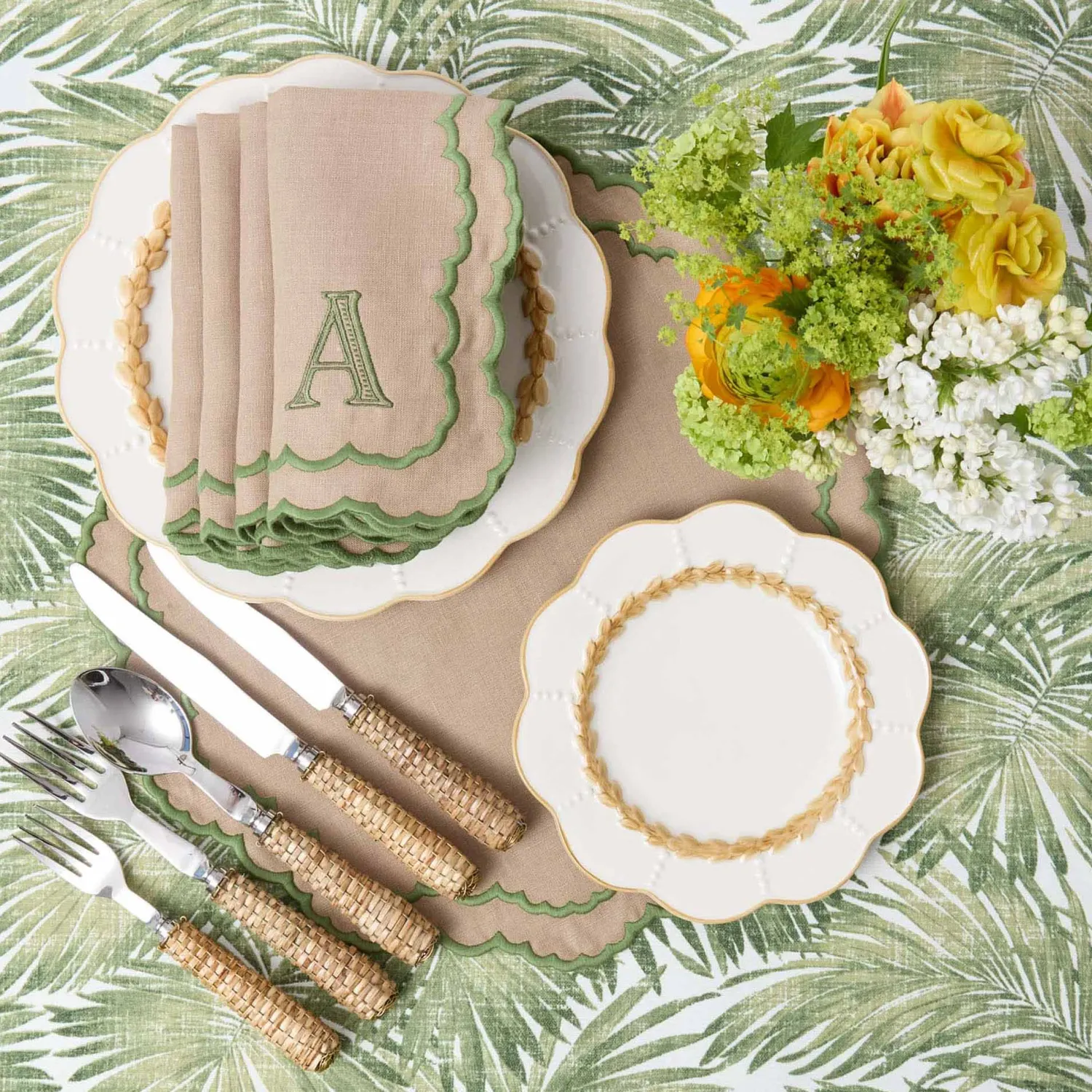 Mrs. Alice Putty Laurel Dinner & Starter Plates (Set of 8)< Summer Crockery | Crockery Sets