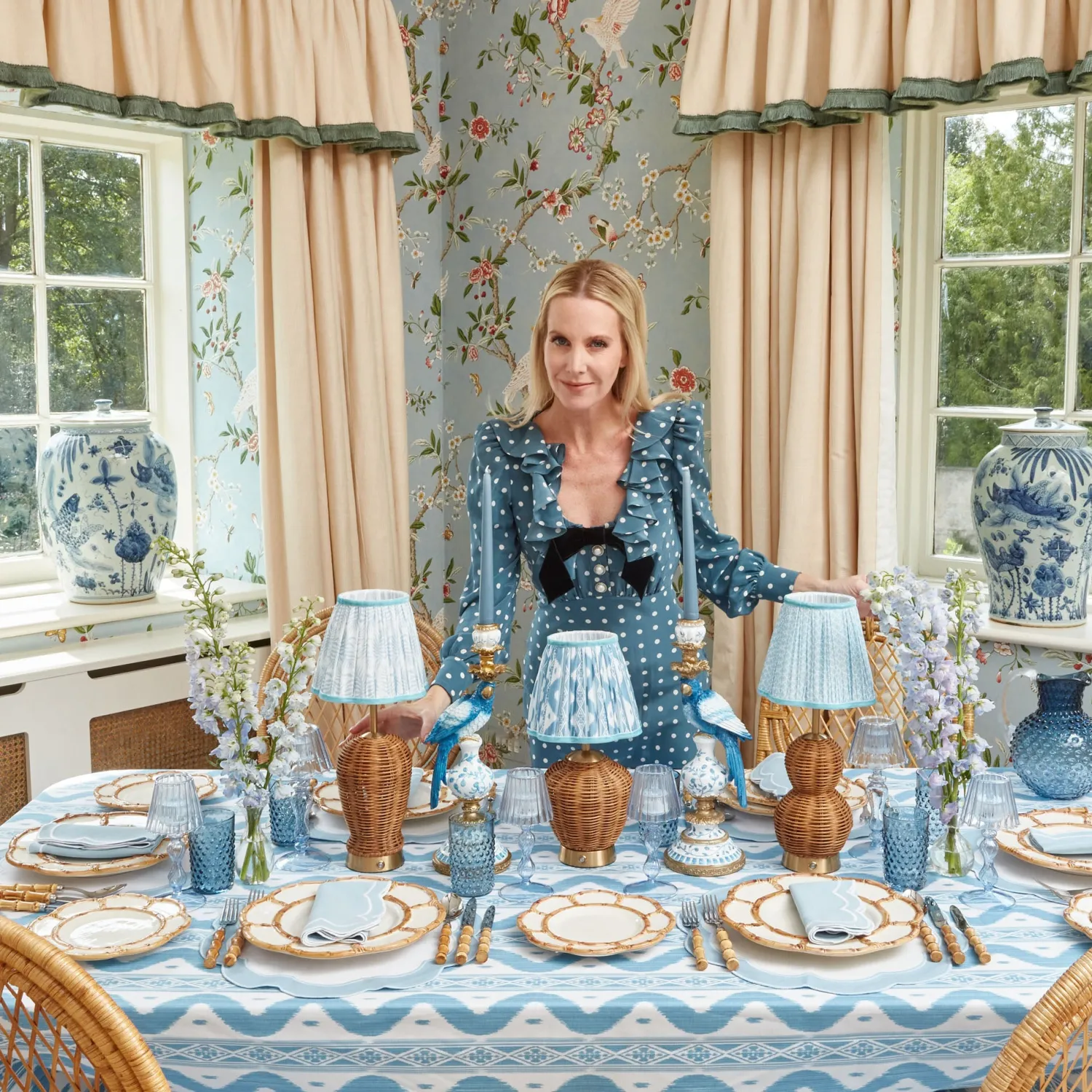 Mrs. Alice Rattan Bardot Rechargeable Lamp< Rechargeable Table Lamps | Lamp Stands