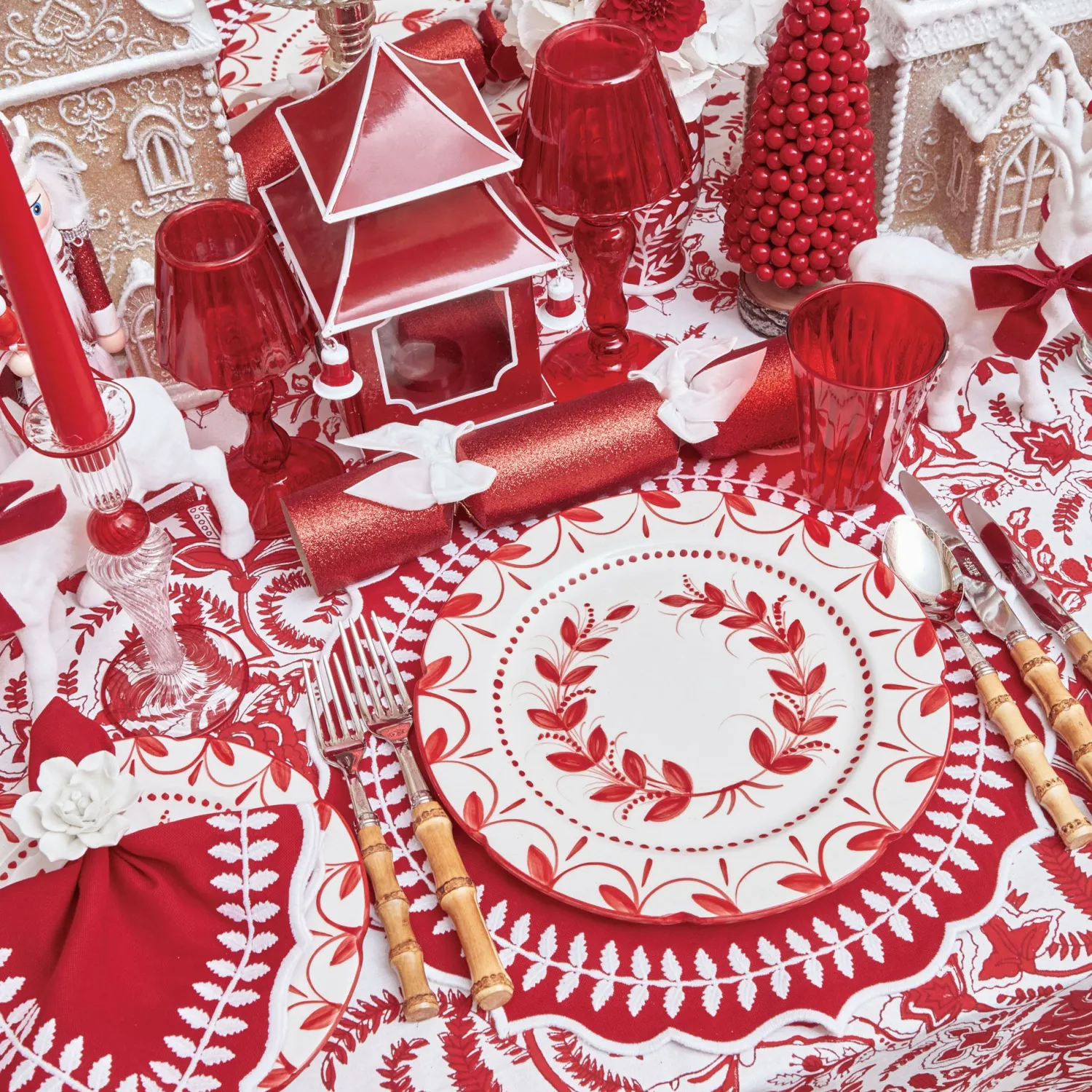 Mrs. Alice Red Glitter Crackers With White Velvet Bows (Set of 6)< Christmas Decorations