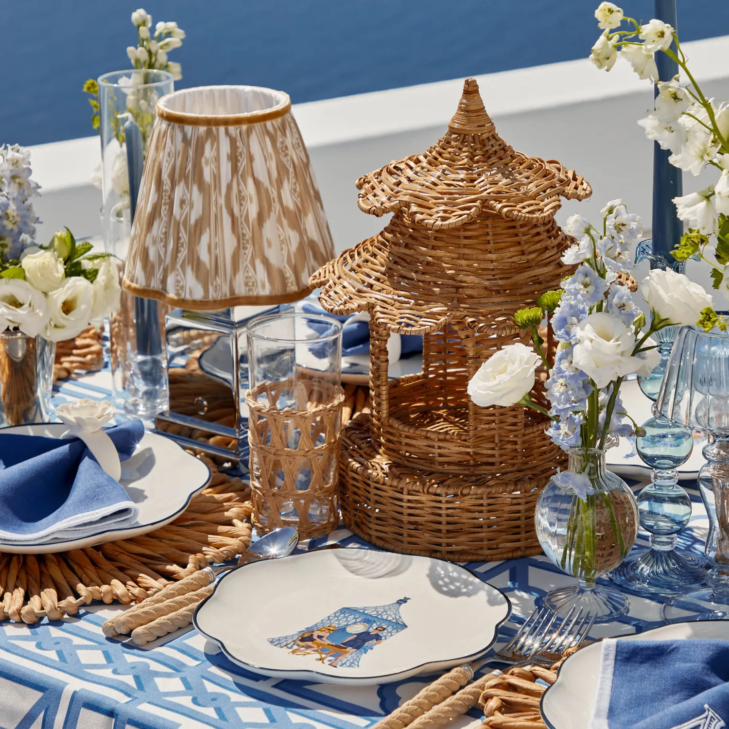 Mrs. Alice Round Scalloped Rattan Pagoda Lantern< Year-round Decorations | Pagodas & Lanterns