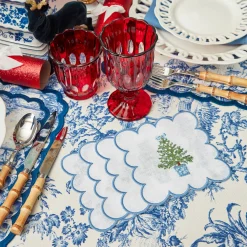 Mrs. Alice Scalloped Christmas Tree Cocktail Napkins (Set of 4)< Napkins