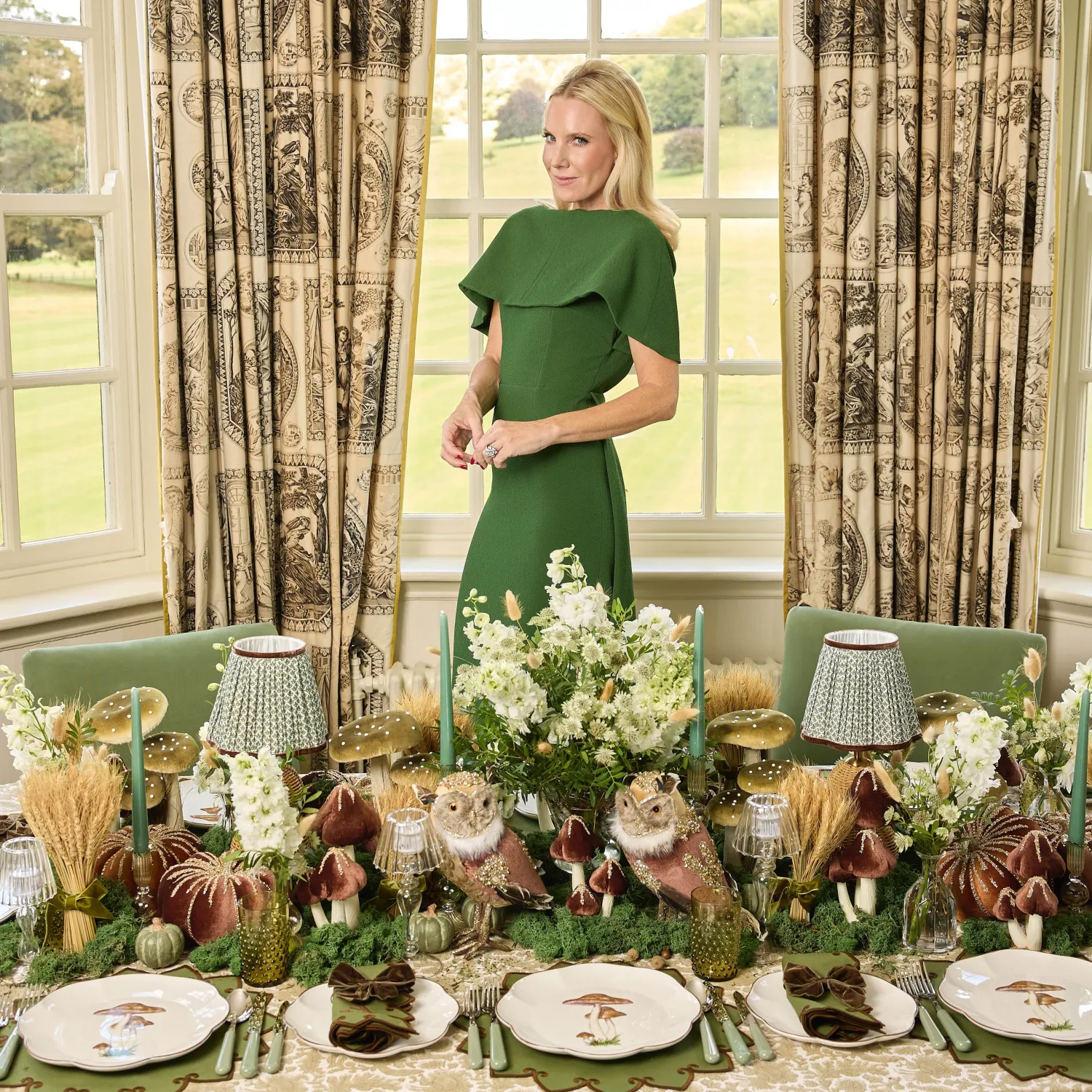 Mrs. Alice Scalloped Mushroom Dinner Plates (Set of 4)< Dinner Plates | Crockery Sets