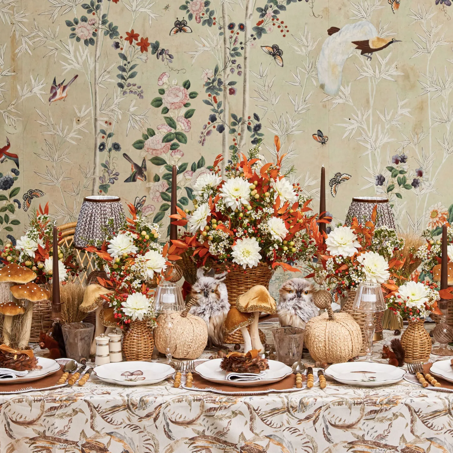 Mrs. Alice Scalloped Mushroom Dinner Plates (Set of 4)< Dinner Plates | Crockery Sets