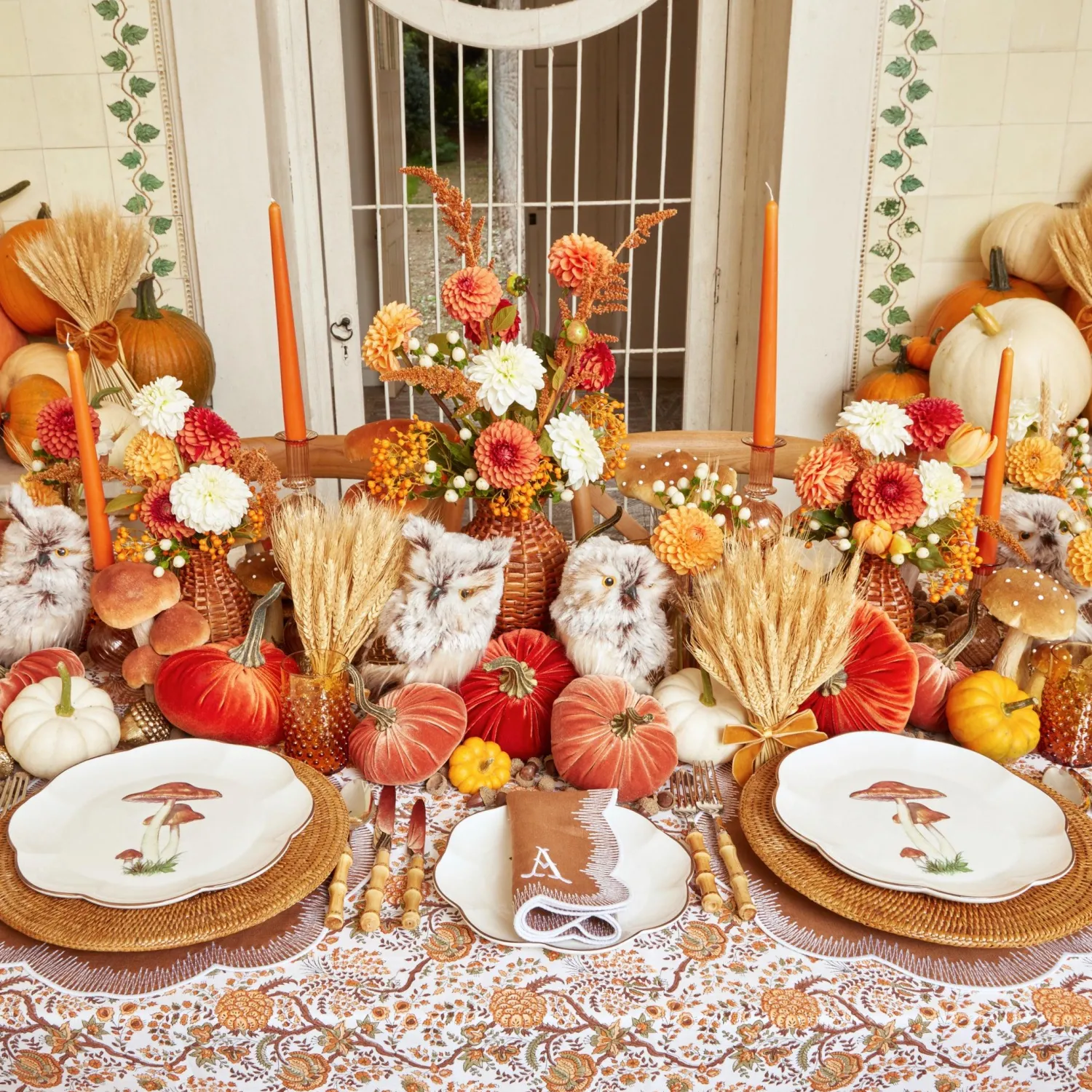 Mrs. Alice Scalloped Mushroom Dinner Plates (Set of 4)< Dinner Plates | Crockery Sets