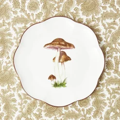 Mrs. Alice Scalloped Mushroom Dinner Plate< Dinner Plates