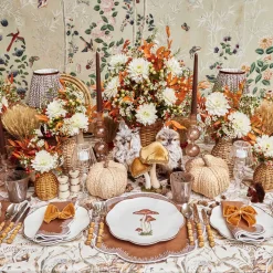 Mrs. Alice Scalloped Mushroom Dinner Plate< Dinner Plates