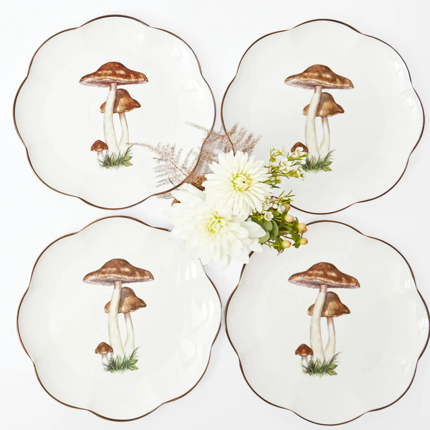 Mrs. Alice Scalloped Mushroom Dinner Plates (Set of 4)< Dinner Plates | Crockery Sets