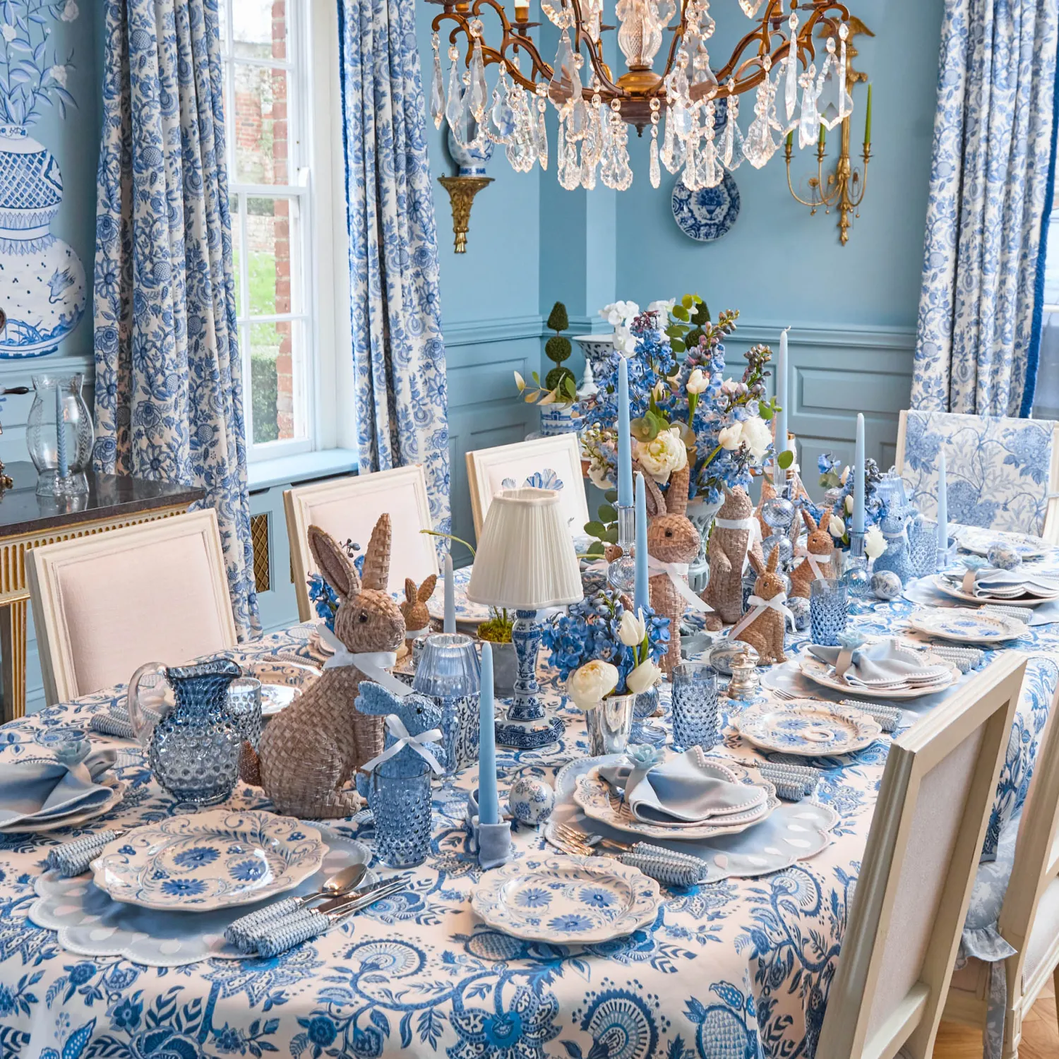 Mrs. Alice Serena Chinoiserie Rechargeable Lamp with Cream Shade (18cm)< Rechargeable Table Lamps | For Her