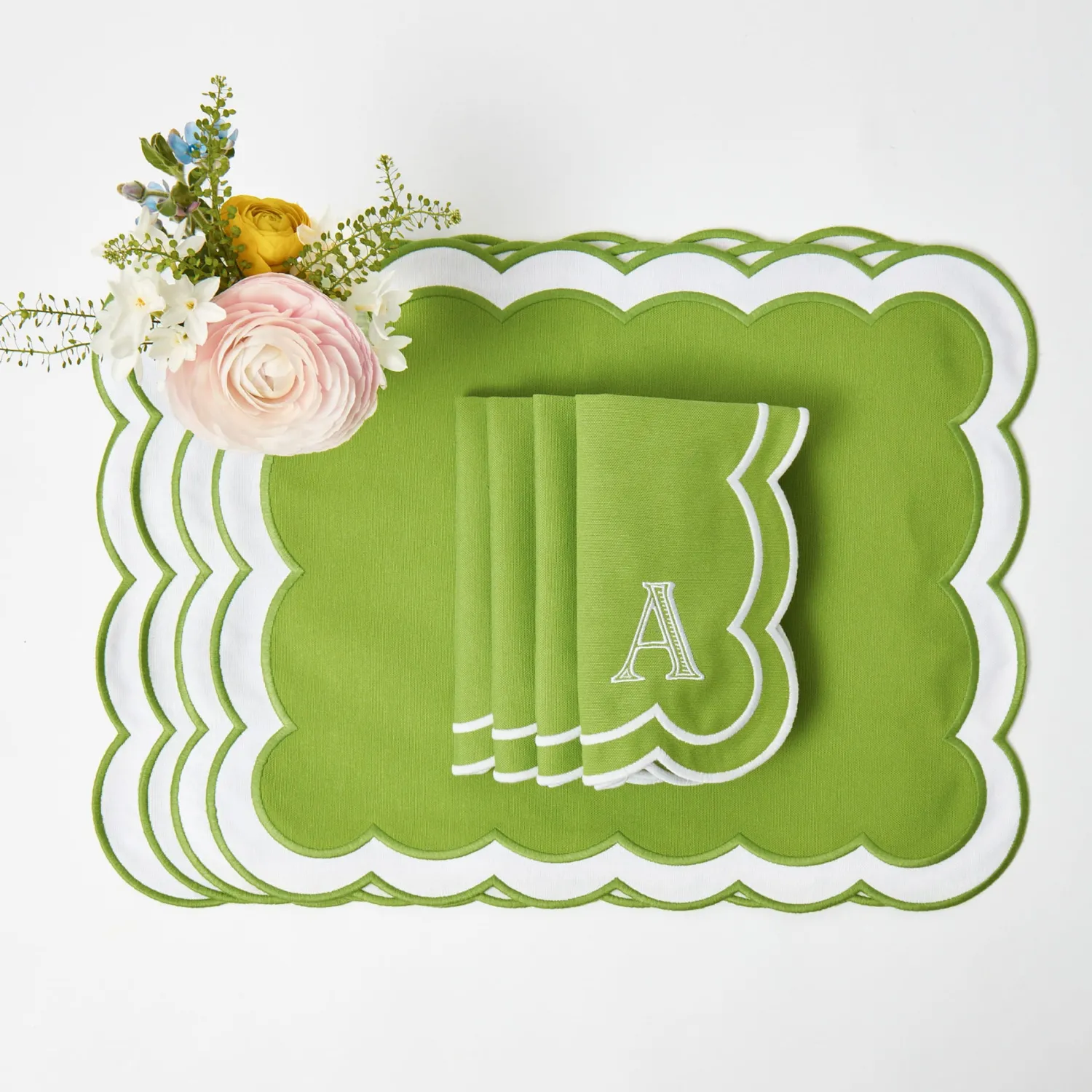 Mrs. Alice Serena Green Appliqué Placemats & Napkins (Set of 4)< Table Linen Sets | Mrs. Alice Monogram