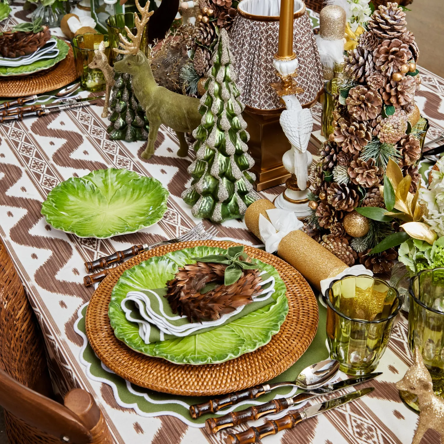 Mrs. Alice Serena Green Cabbage Dinner & Starter Plates (Set of 8)< Crockery Sets