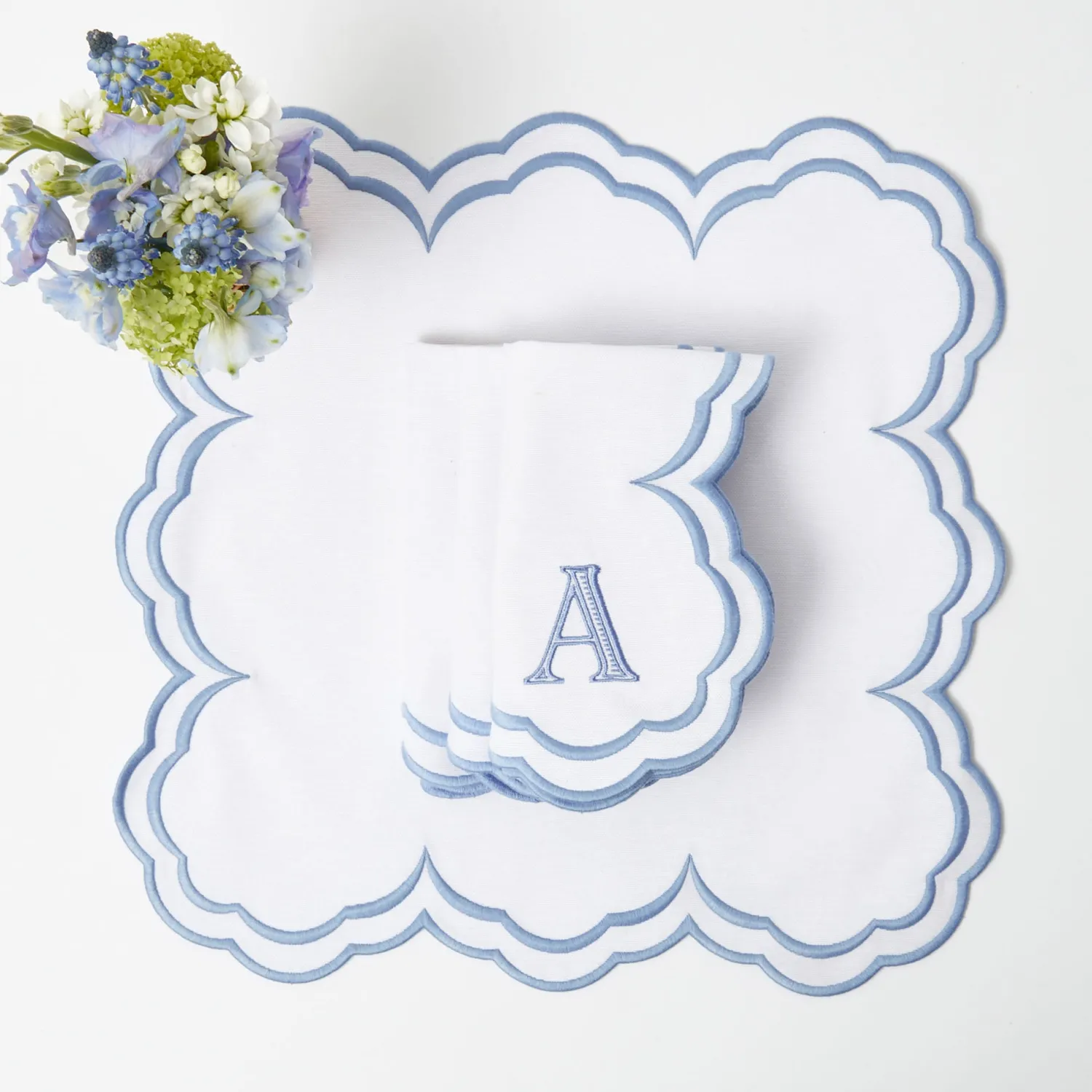 Mrs. Alice Serena White Placemats & Napkins (Set of 4)< Table Linen Sets | Mrs. Alice Monogram