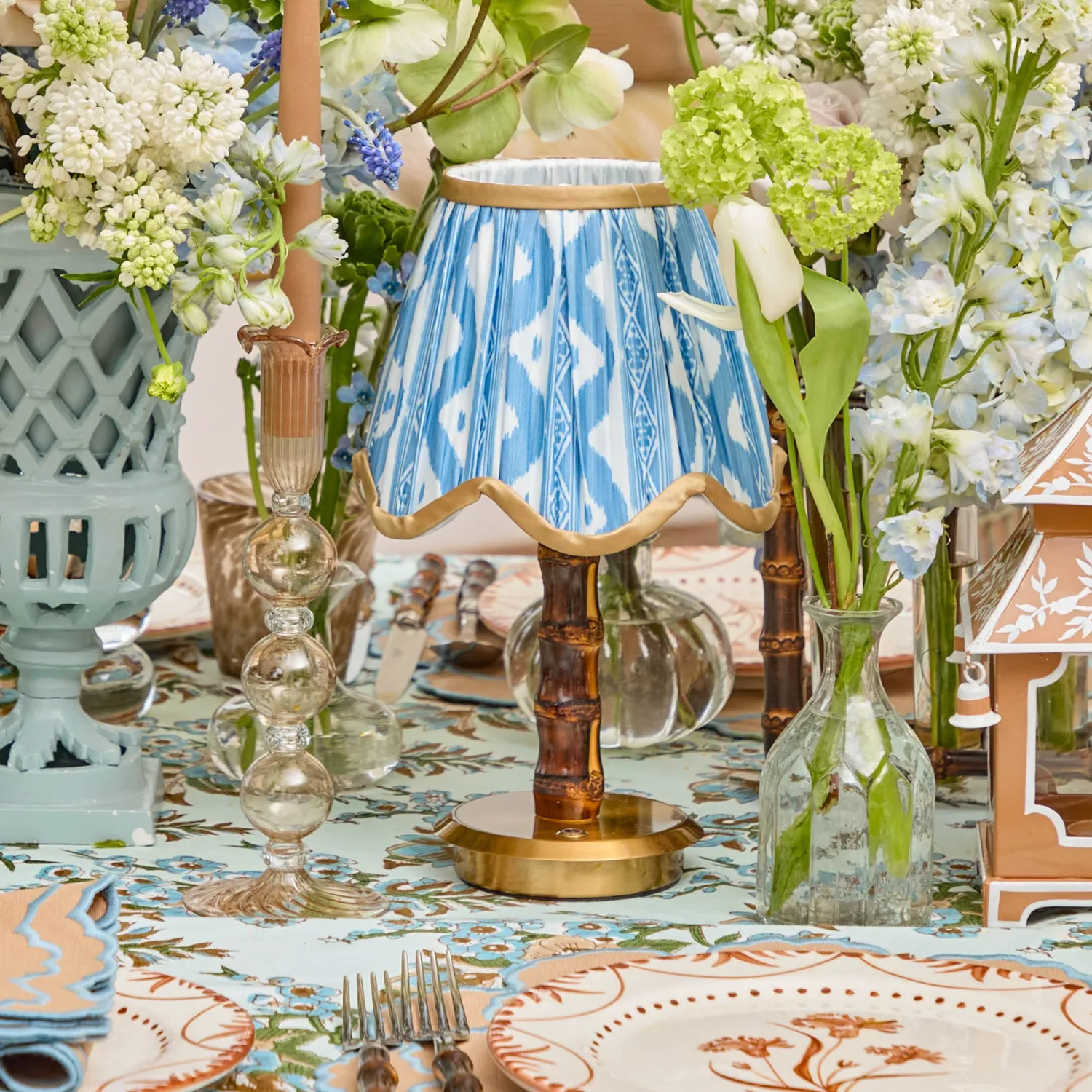 Mrs. Alice Short Burnt Bamboo Rechargeable Lamp with Blue & Putty Ikat Shade (18cm)< Rechargeable Table Lamps | Summer Lighting