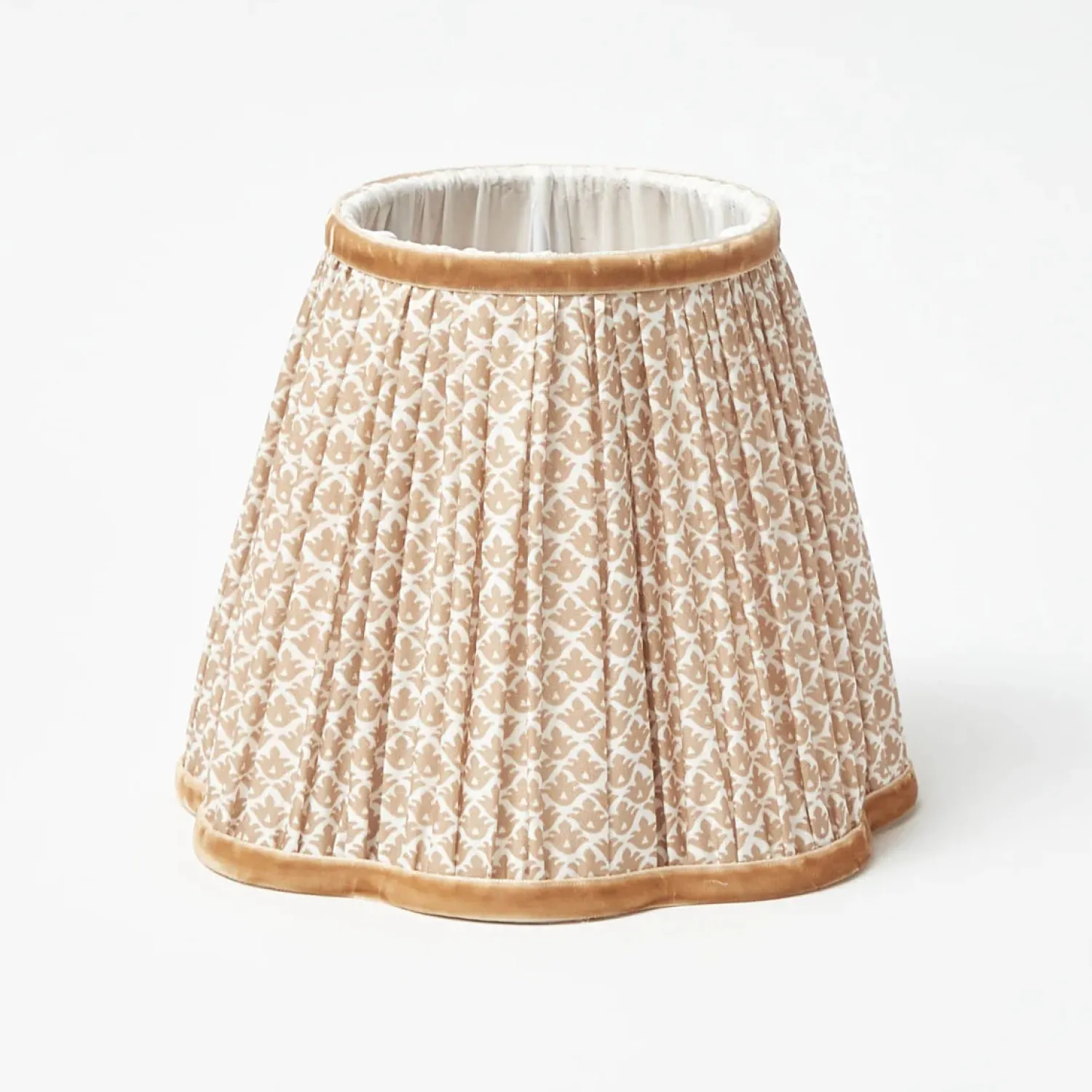 Mrs. Alice Tall Rechargeable Lamp & Putty Lotus Shade (18cm)< Rechargeable Table Lamps