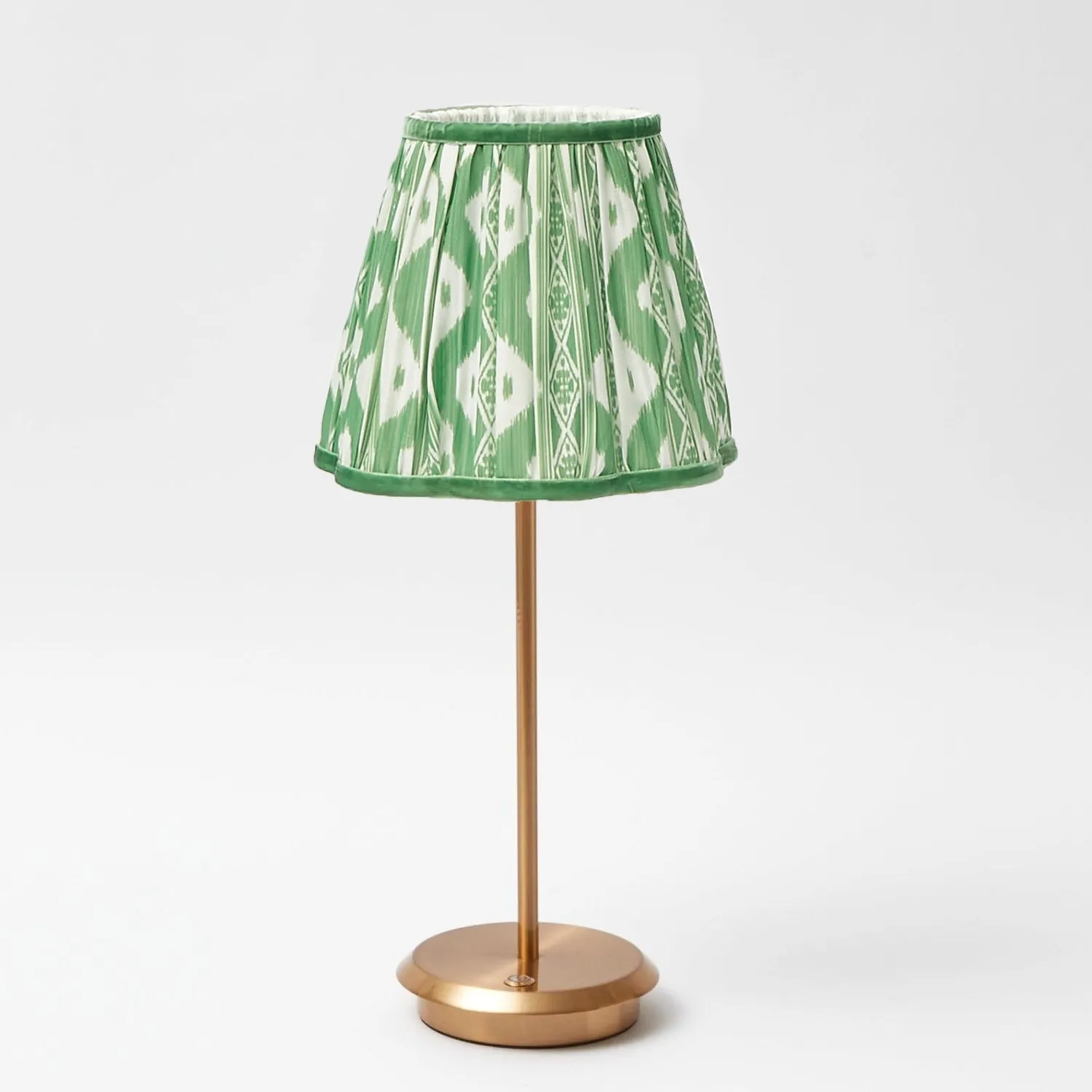 Mrs. Alice Tall Rechargeable Lamp with Green Ikat Shade (18cm)< Rechargeable Table Lamps