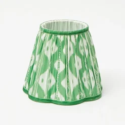 Mrs. Alice Tall Rechargeable Lamp with Green Ikat Shade (18cm)< Rechargeable Table Lamps