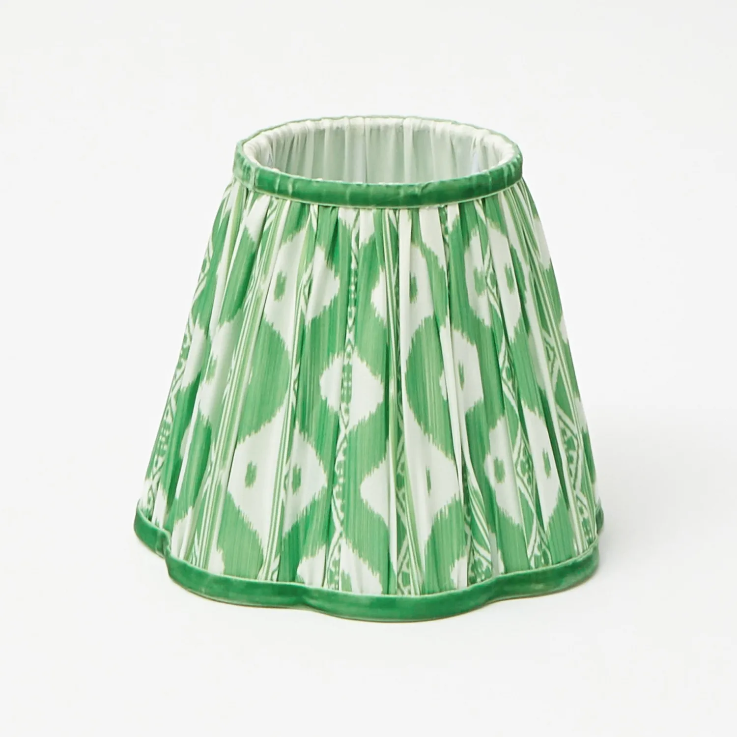 Mrs. Alice Tall Rechargeable Lamp with Green Ikat Shade (18cm)< Rechargeable Table Lamps