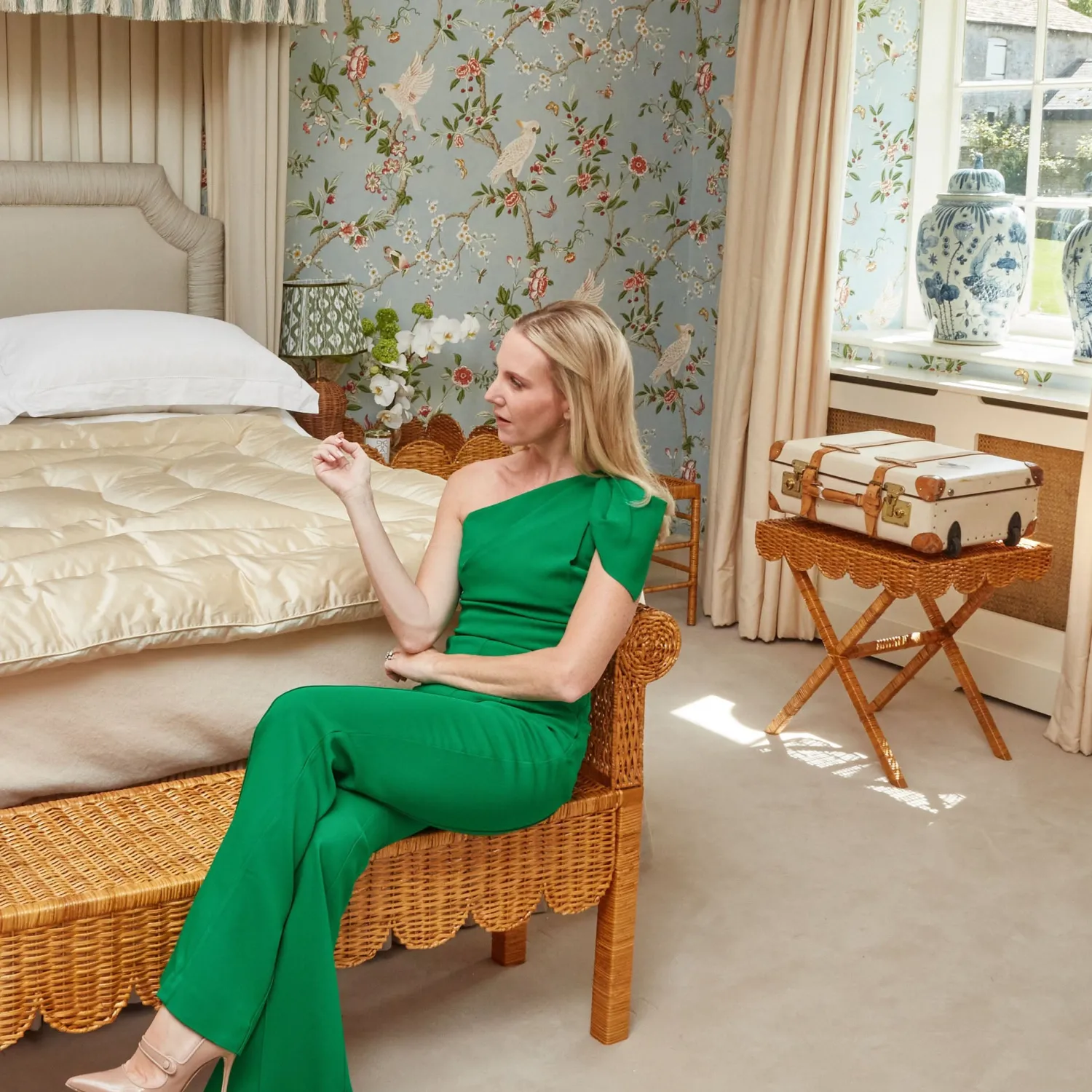 Mrs. Alice Thea Rattan Bench< Furniture | Furniture