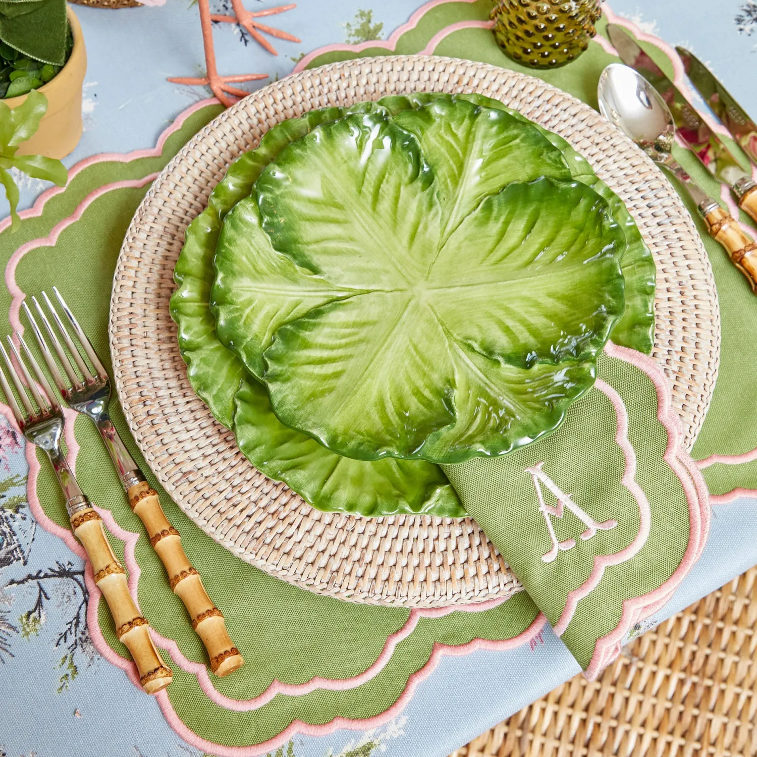 Mrs. Alice Valérie Green & Pink Placemats & Napkins (Set of 4)< Table Linen Sets | Mrs. Alice Monogram