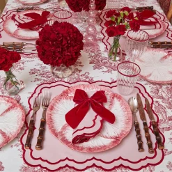 Mrs. Alice Valérie Pink Napkins (Set of 4)< Napkins | Mrs. Alice Monogram