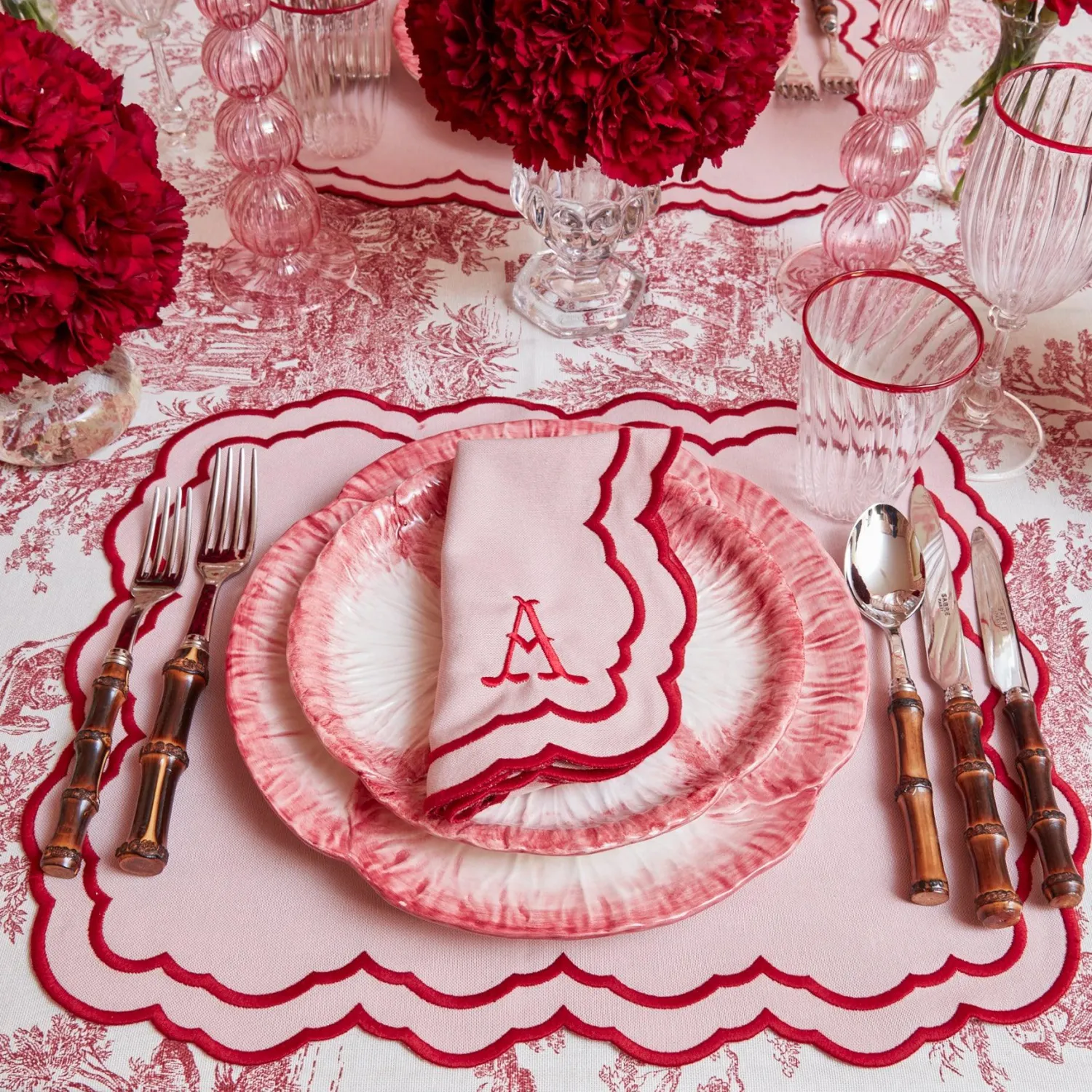 Mrs. Alice Valérie Pink Placemats (Set of 4)< Placemats