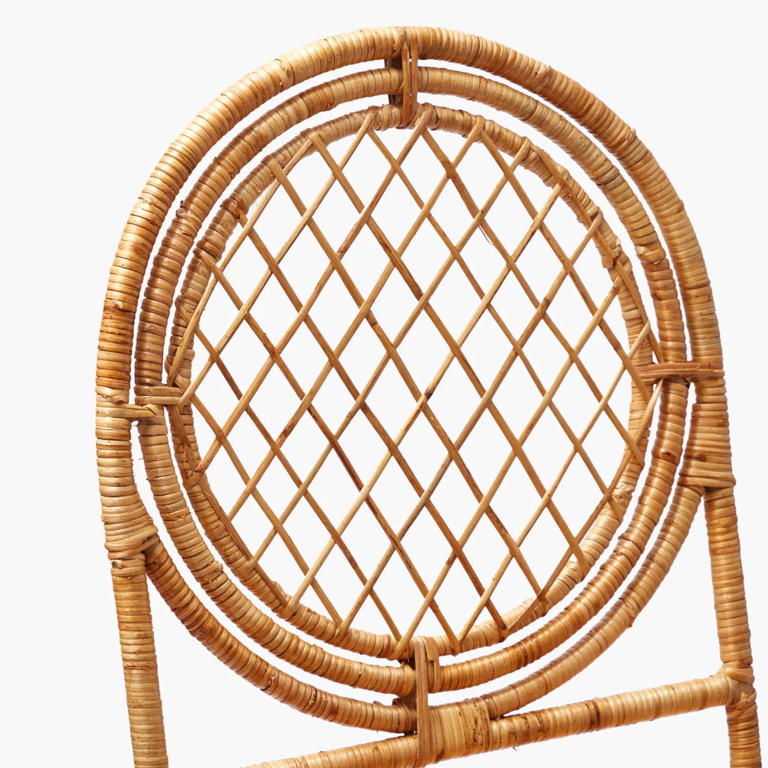 Mrs. Alice Vivienne Rattan Bar Stool< Furniture | Furniture