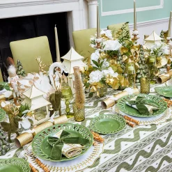 Mrs. Alice White & Gold Laurel Placemats & Napkins (Set of 4)< Table Linen Sets