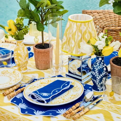 Mrs. Alice Yellow Ikat Lampshade (18cm)< Lampshades